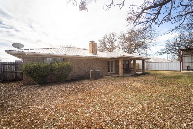 706 Tanglewood Drive, Clyde, TX 79510