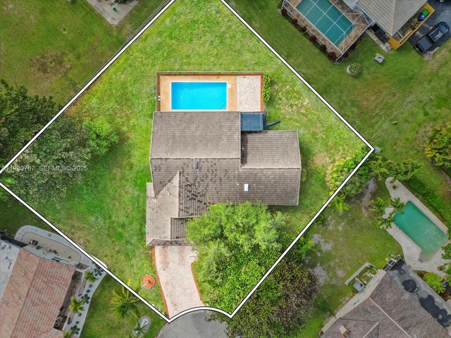 2940 NW 114th Way, Coral Springs, FL 33065