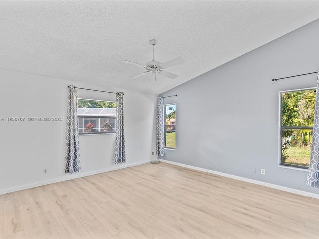 2940 NW 114th Way, Coral Springs, FL 33065