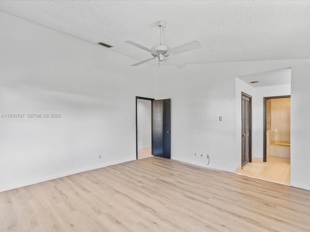 2940 NW 114th Way, Coral Springs, FL 33065