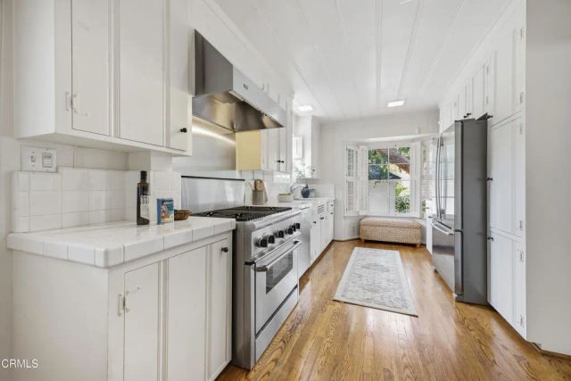 1201 Brookmere Road, Pasadena, CA 91105