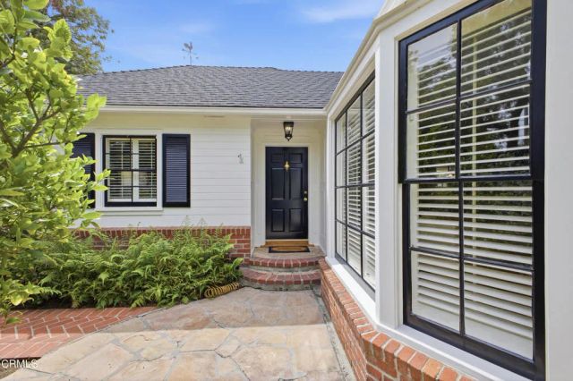 1201 Brookmere Road, Pasadena, CA 91105