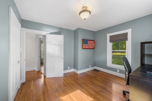 38 Park St, Hudson, MA 01749