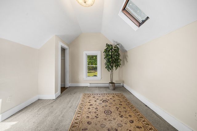 38 Park St, Hudson, MA 01749