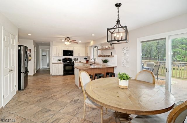 3 Raquel Ct, East Hanover Twp., NJ 07936