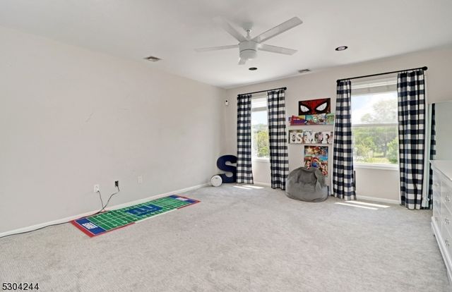 3 Raquel Ct, East Hanover Twp., NJ 07936