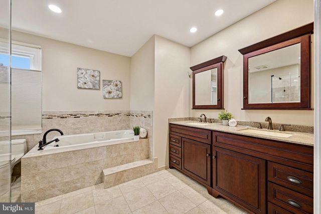 5016 BRAMPTON PKWY, Ellicott City, MD 21043