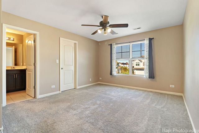 672 Anchorage Court, Pingree Grove, IL 60140