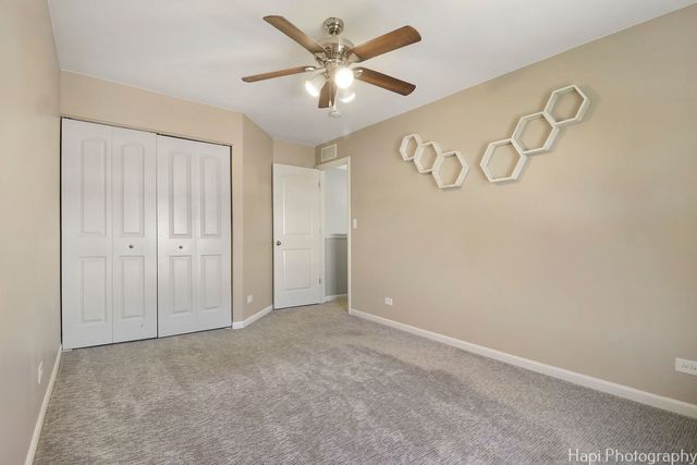 672 Anchorage Court, Pingree Grove, IL 60140