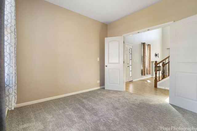 672 Anchorage Court, Pingree Grove, IL 60140