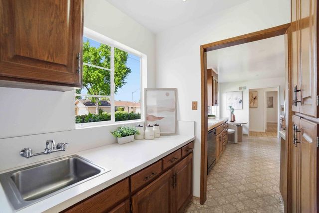 3540 Forest Avenue, Santa Clara, CA 95050