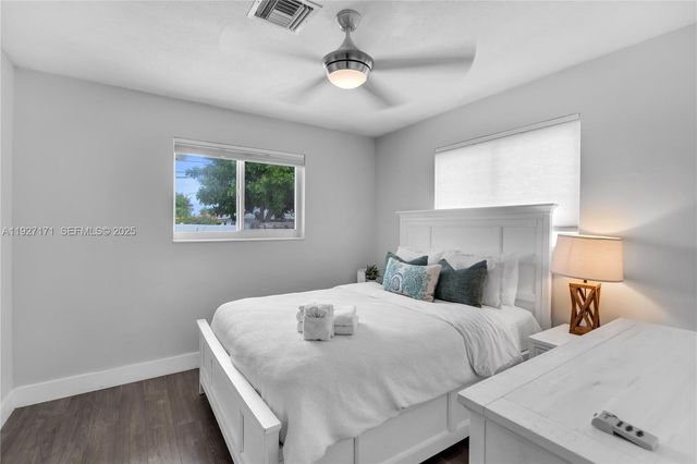 251 SE 8th St ., Pompano Beach, FL 33060