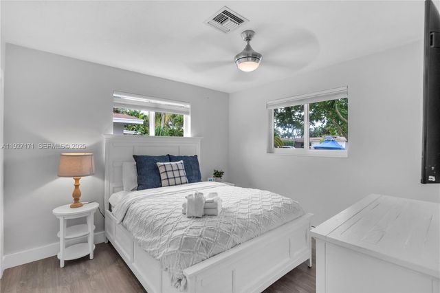 251 SE 8th St ., Pompano Beach, FL 33060