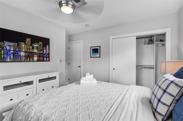 251 SE 8th St ., Pompano Beach, FL 33060