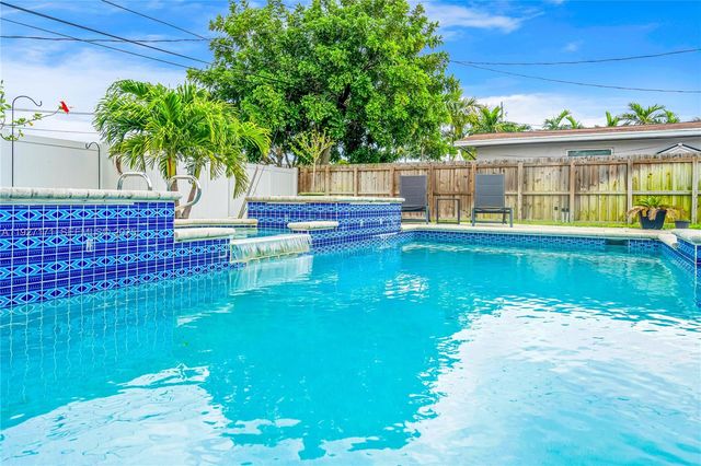 251 SE 8th St ., Pompano Beach, FL 33060