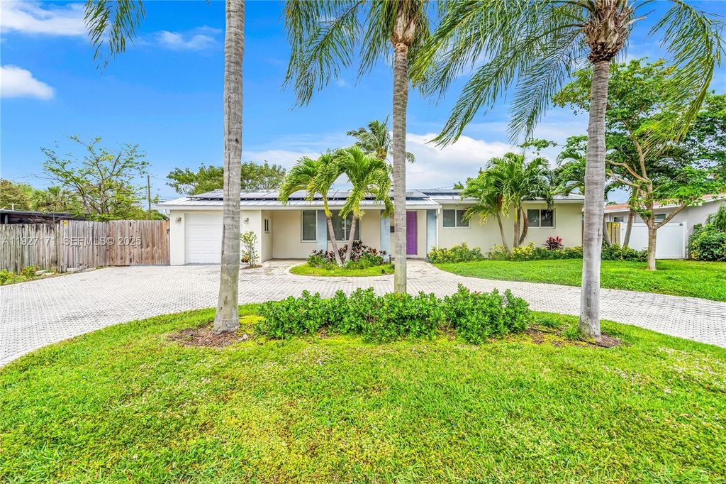 251 SE 8th St ., Pompano Beach, FL 33060