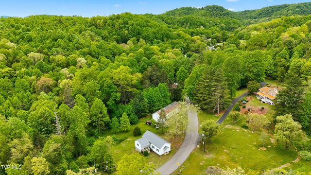 6203 Laurel Grove Road, Norton, VA 24273