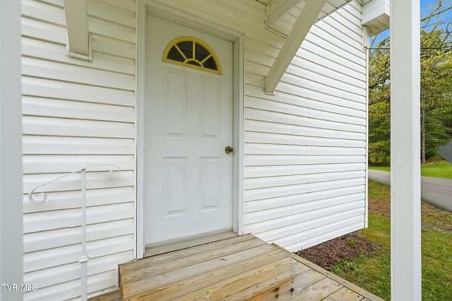 6203 Laurel Grove Road, Norton, VA 24273