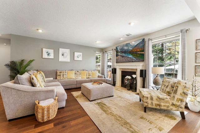 30 Spotted Deer Drive, Spring, TX 77381