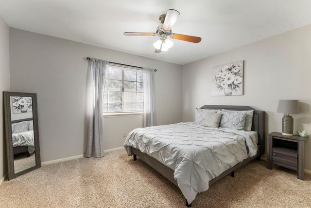 30 Spotted Deer Drive, Spring, TX 77381