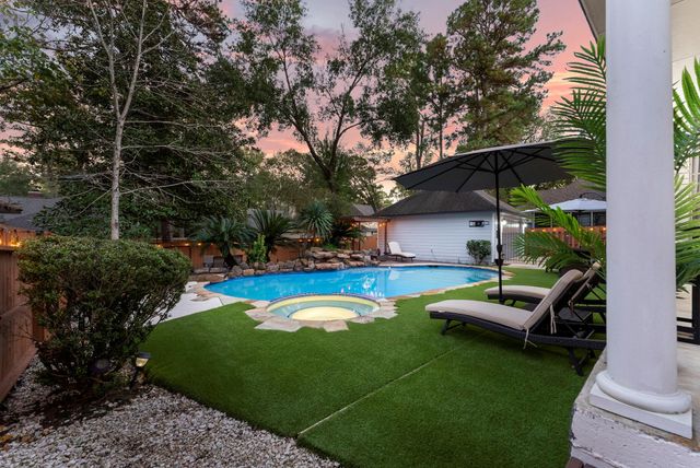 30 Spotted Deer Drive, Spring, TX 77381