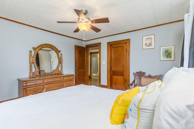 90 S Culver Street, Logan, OH 43138