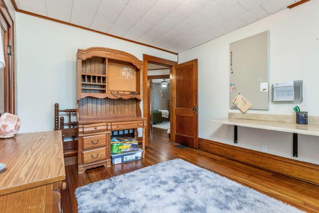 90 S Culver Street, Logan, OH 43138