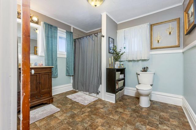 90 S Culver Street, Logan, OH 43138