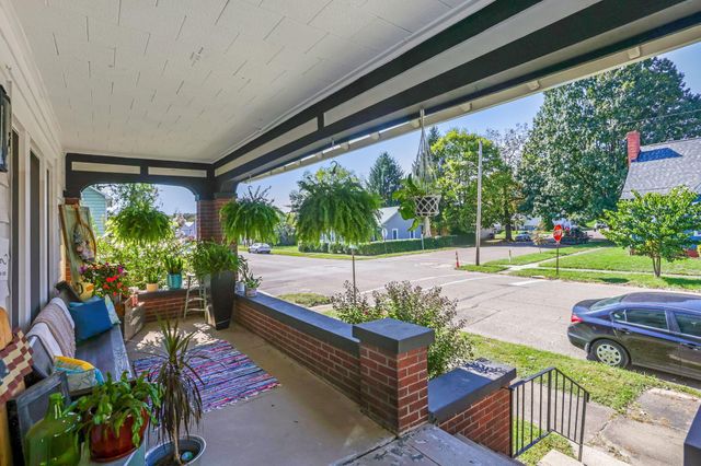 90 S Culver Street, Logan, OH 43138