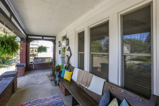 90 S Culver Street, Logan, OH 43138