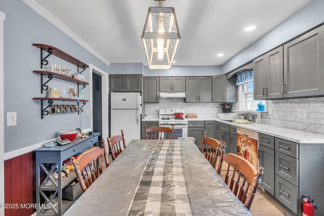 1624 Shady Lane, Toms River, NJ 08753