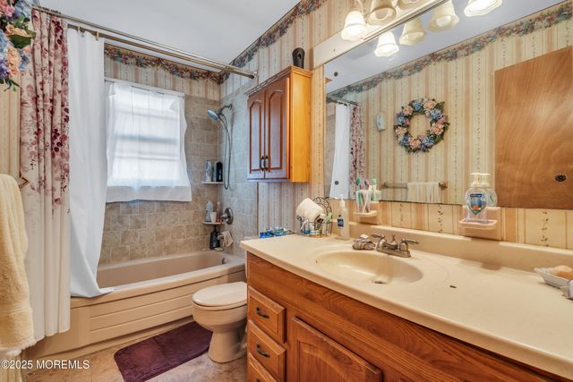 1624 Shady Lane, Toms River, NJ 08753