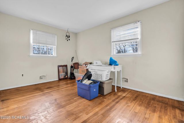 1624 Shady Lane, Toms River, NJ 08753