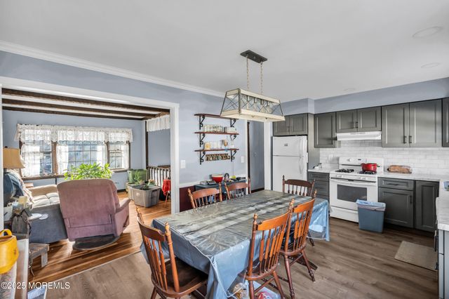 1624 Shady Lane, Toms River, NJ 08753