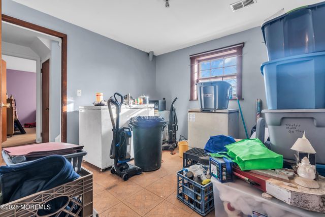 1624 Shady Lane, Toms River, NJ 08753