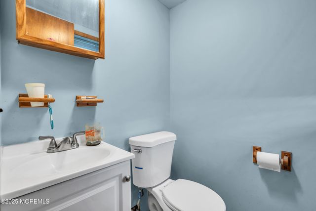 1624 Shady Lane, Toms River, NJ 08753