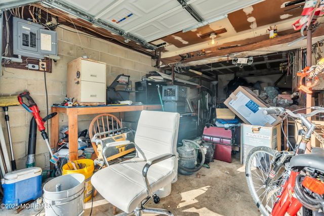 1624 Shady Lane, Toms River, NJ 08753