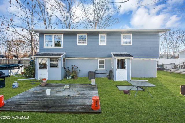 1624 Shady Lane, Toms River, NJ 08753