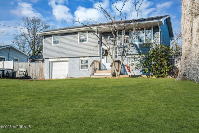 1624 Shady Lane, Toms River, NJ 08753