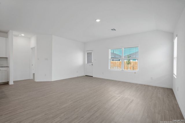 4431 Revetment Way, San Antonio, TX 78223