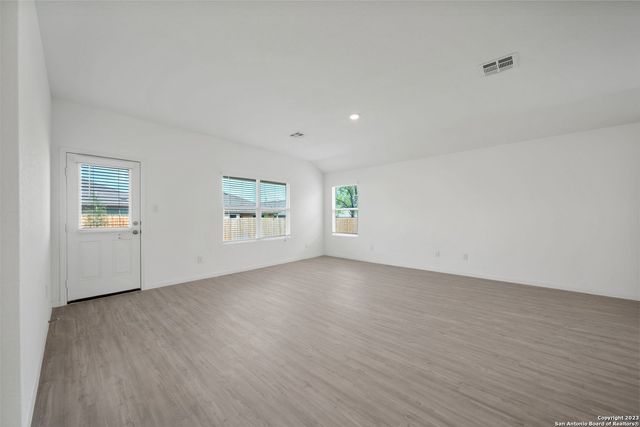 4431 Revetment Way, San Antonio, TX 78223