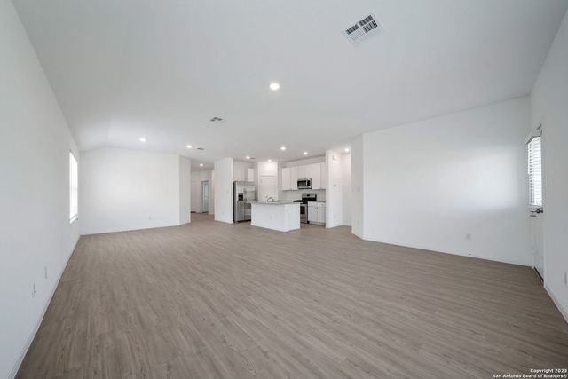 4431 Revetment Way, San Antonio, TX 78223