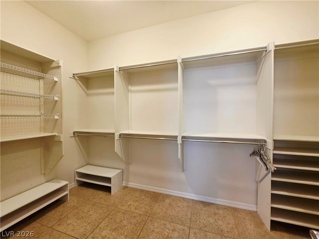 2312 Perrysburg Drive, Henderson, NV 89044
