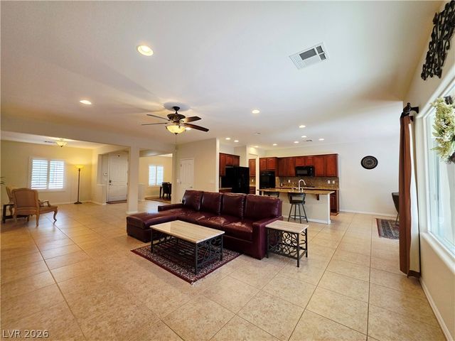 2312 Perrysburg Drive, Henderson, NV 89044