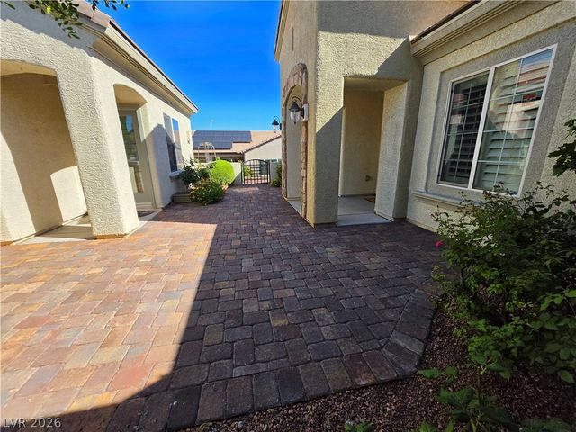 2312 Perrysburg Drive, Henderson, NV 89044