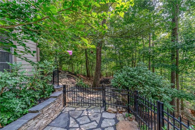 528 South Point Boulevard, Sunset, SC 29685