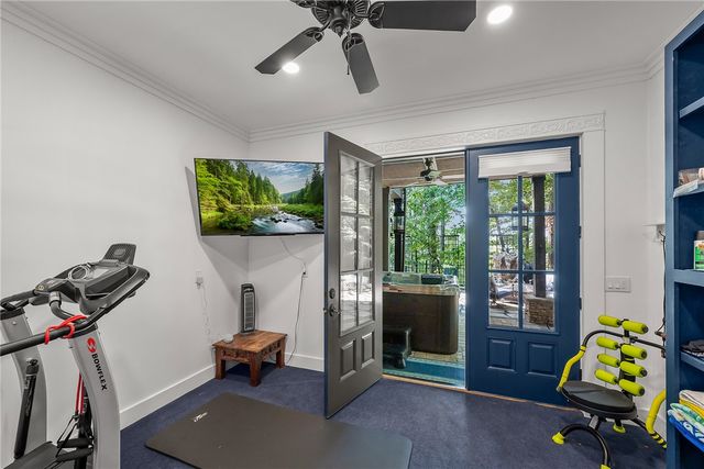 528 South Point Boulevard, Sunset, SC 29685