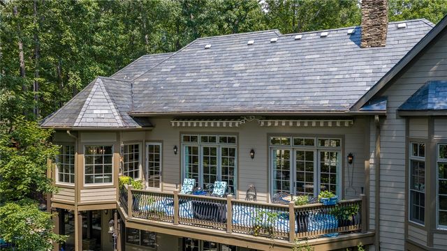 528 South Point Boulevard, Sunset, SC 29685
