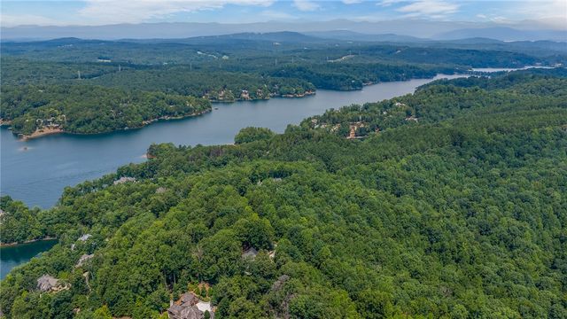 528 South Point Boulevard, Sunset, SC 29685