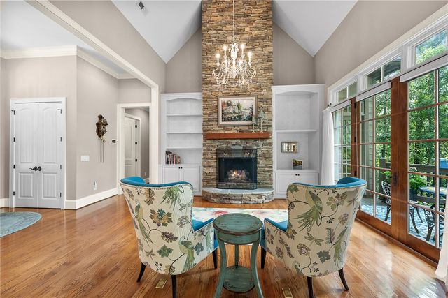 528 South Point Boulevard, Sunset, SC 29685